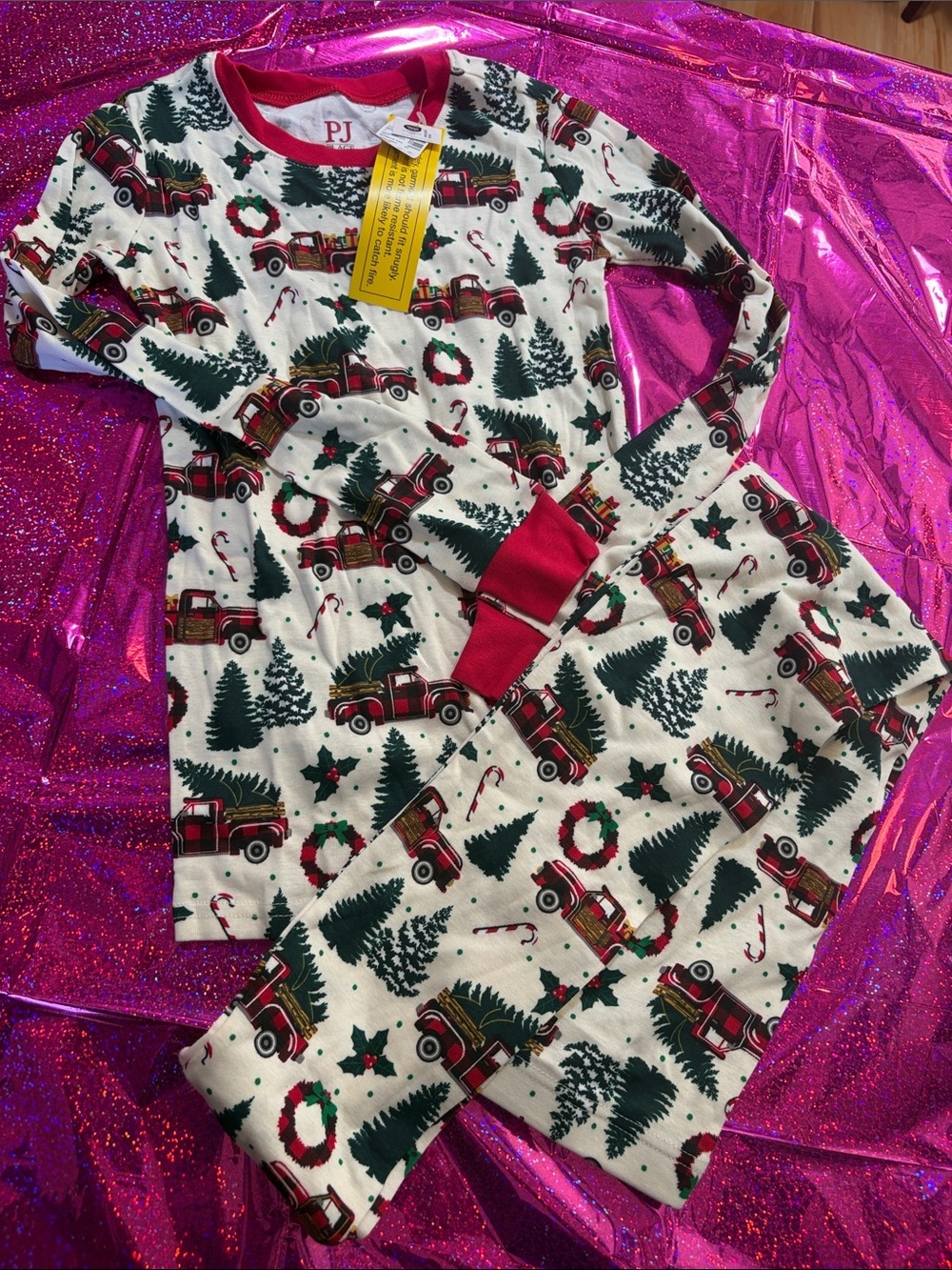 PJ Kids Red & Green Holiday Truck Pajama Set